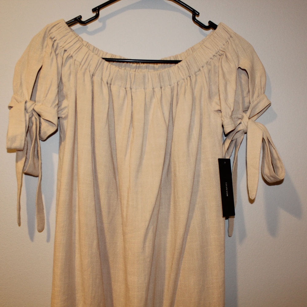 NWT 🌹 LuLu's | Off Shoulder Dress